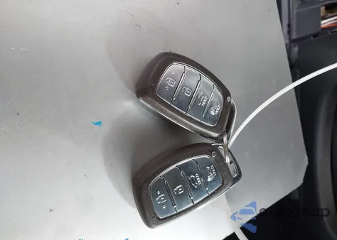 2019 Hyundai Ioniq Hybrid Limited from USA, damaged, VIN KMHC85LC4KU131299